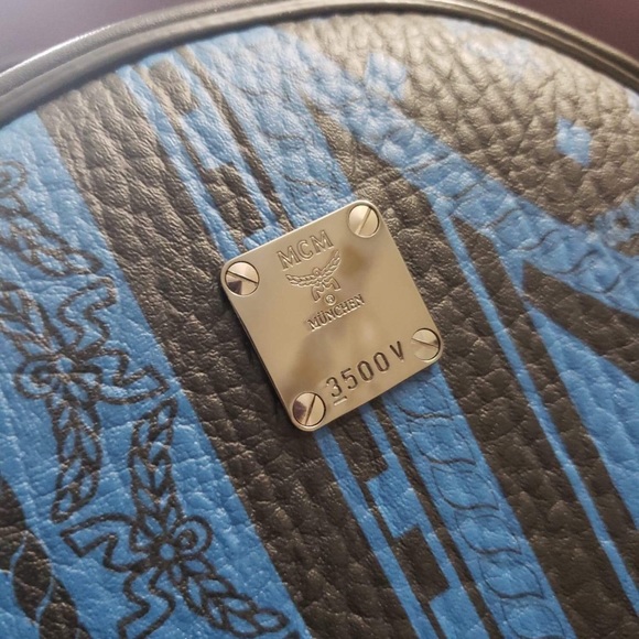 MCM large backpack - Picture 2 of 8